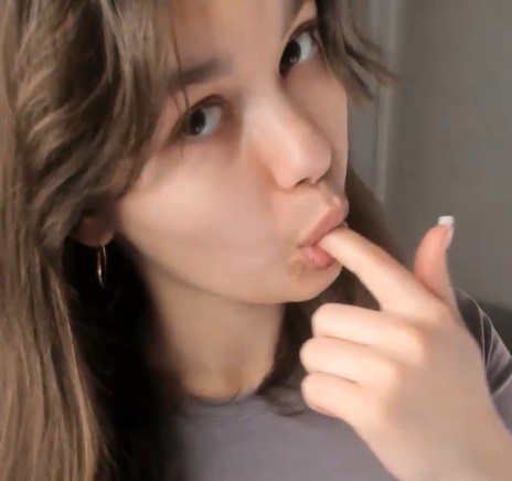 looking makes it hot_89