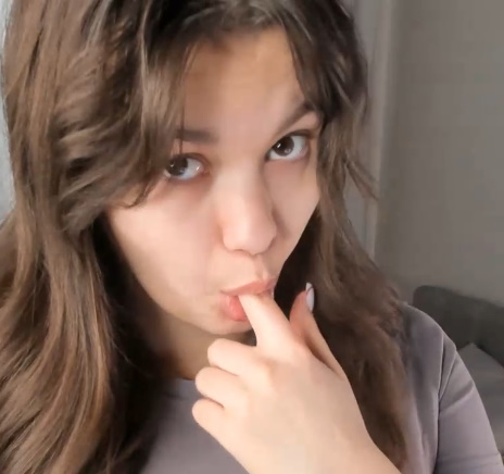 looking makes it hot_89