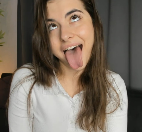 looking makes it hot_93