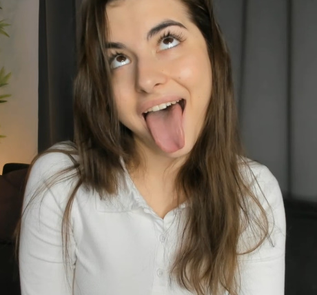 looking makes it hot_93