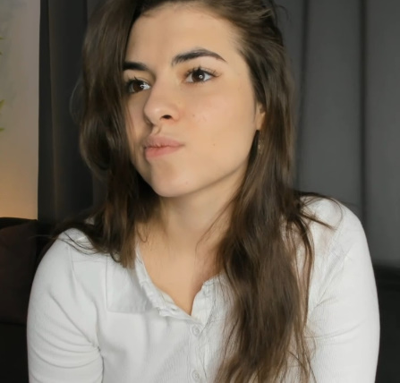 looking makes it hot_93