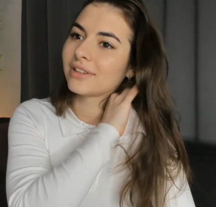 looking makes it hot_93