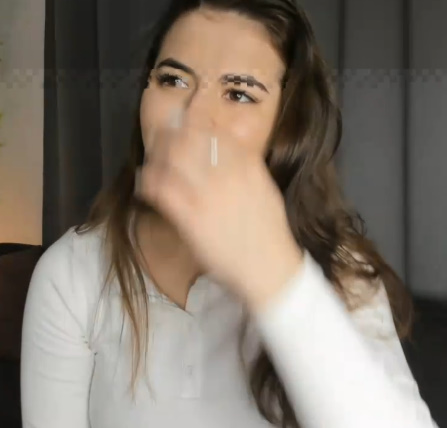 looking makes it hot_93