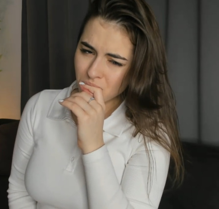 looking makes it hot_93