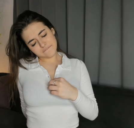 looking makes it hot_93