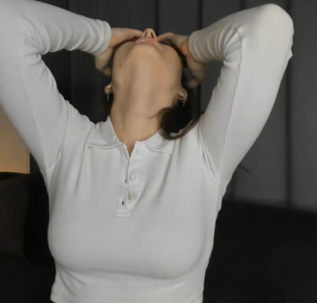 looking makes it hot_93