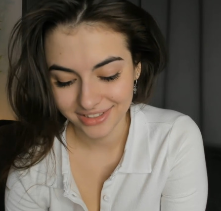 looking makes it hot_93