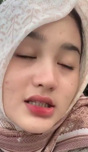 looking makes it hot_97