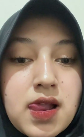 looking makes it hot_97