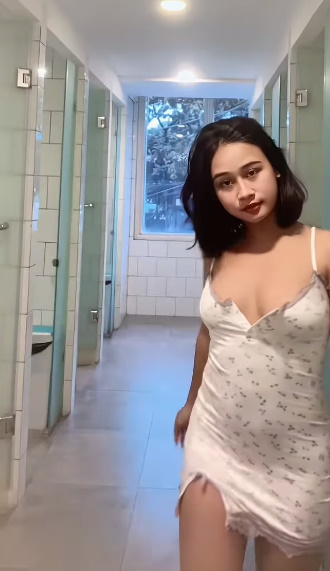 looking makes it hot_98