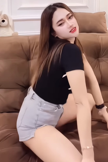 looking makes it hot_98