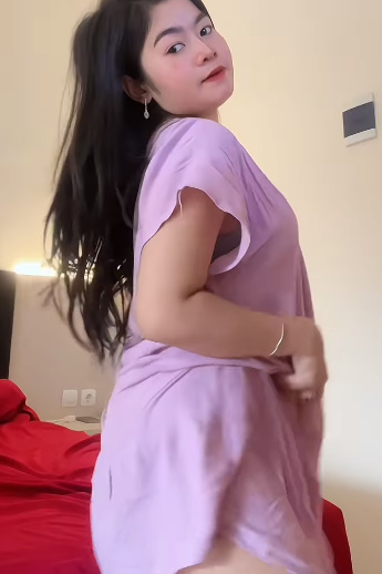 looking makes it hot_98