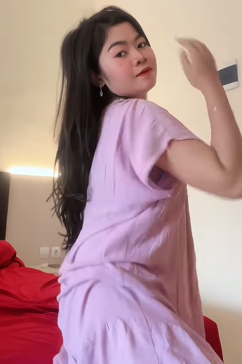 looking makes it hot_98