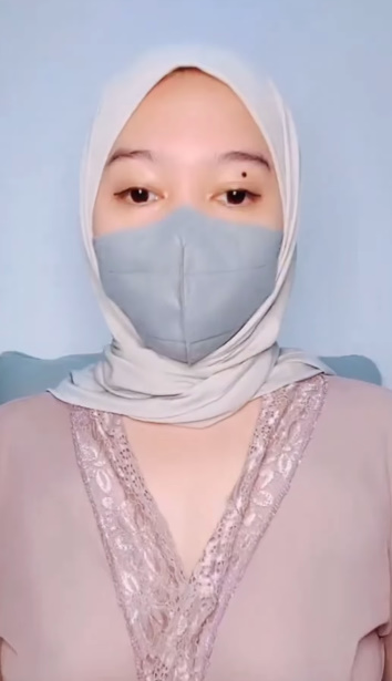 looking makes it hot_99