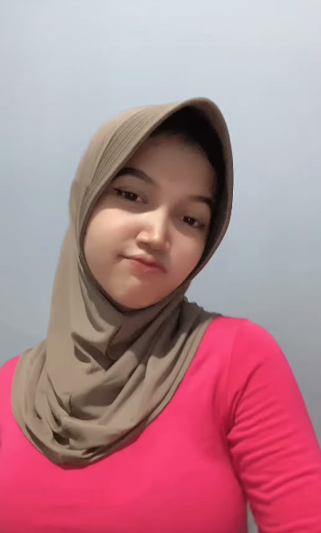 looking makes it hot_99