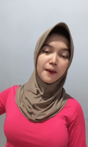 looking makes it hot_99