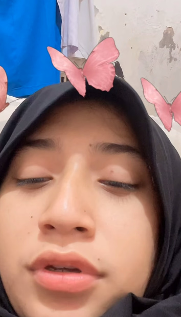 looking makes it hot_99