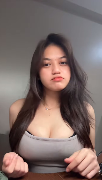 looking makes it hot_99