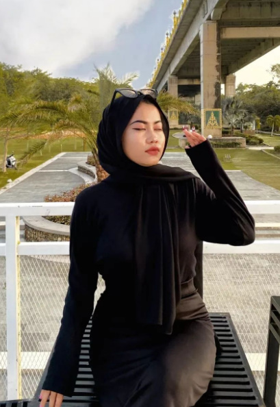 looking makes it hot_100