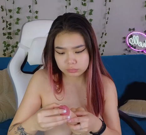 looking makes it hot_104