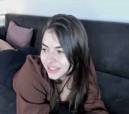 looking makes it hot_107