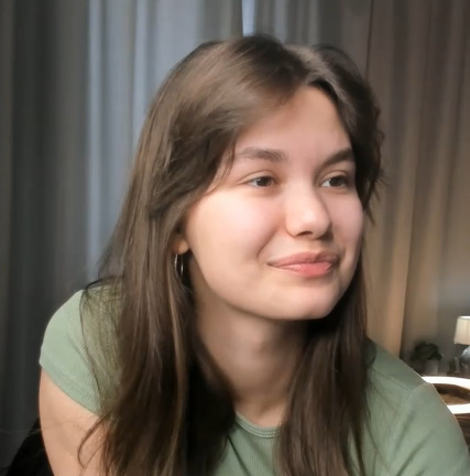 looking makes it hot_109