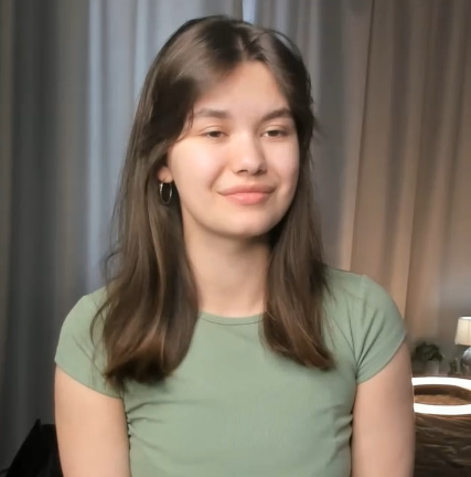 looking makes it hot_109