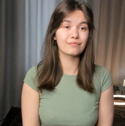 looking makes it hot_109