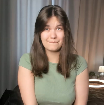 looking makes it hot_109