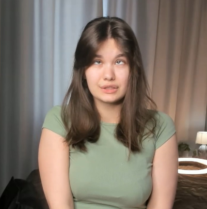 looking makes it hot_109