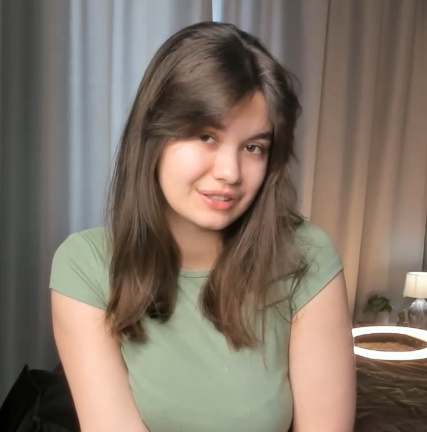 looking makes it hot_109