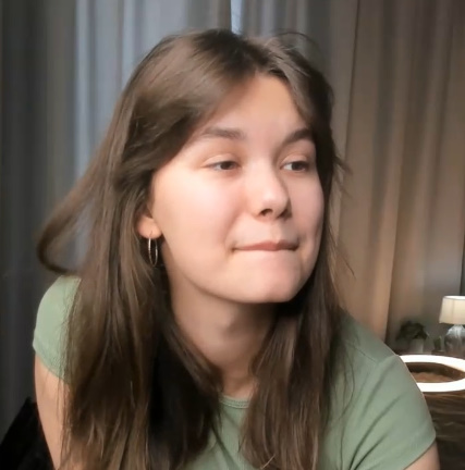 looking makes it hot_109