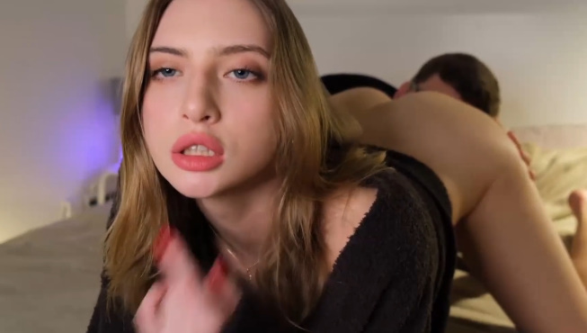 looking makes it hot_111