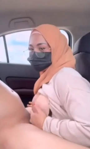 looking makes it hot_113