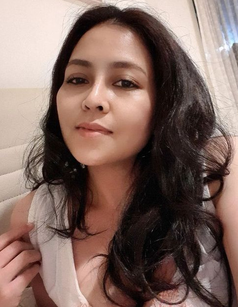 looking makes it hot_115