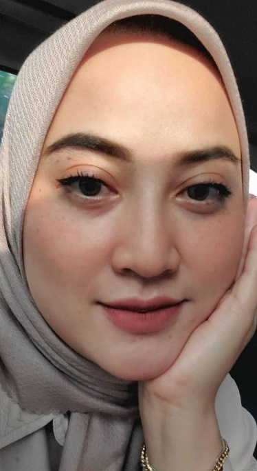 looking makes it hot_115