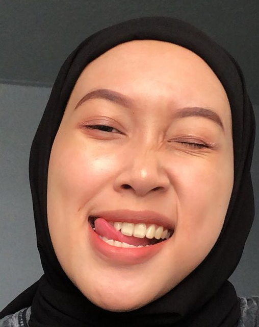 looking makes it hot_115