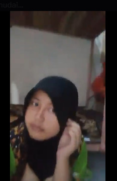 looking makes it hot_115