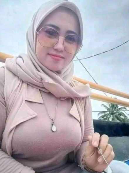 looking makes it hot_117