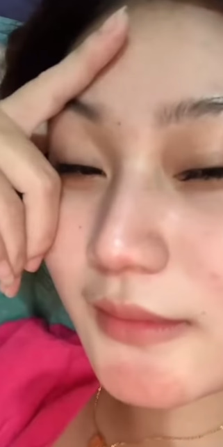 looking makes it hot_118