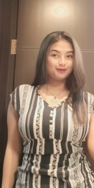 looking makes it hot_118