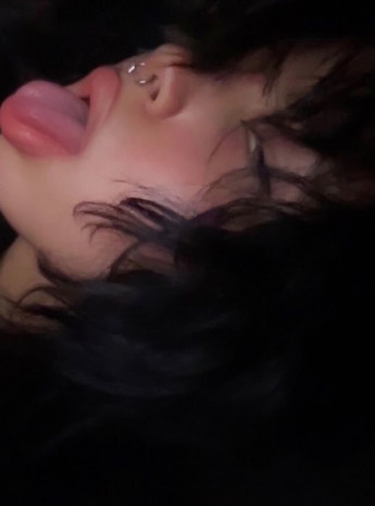 looking makes it hot_119