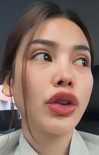 looking makes it hot_119