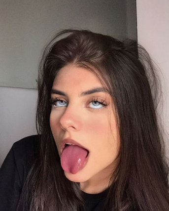 looking makes it hot_119