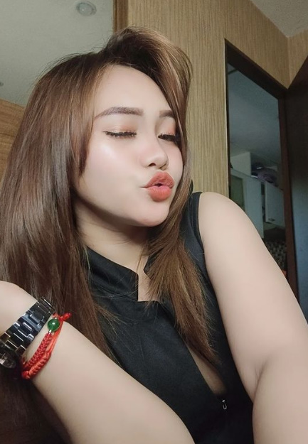 looking makes it hot_120