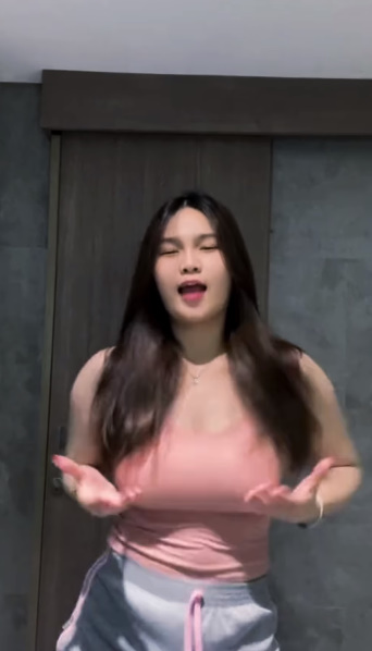 looking makes it hot_120