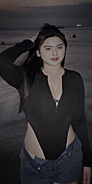 looking makes it hot_121