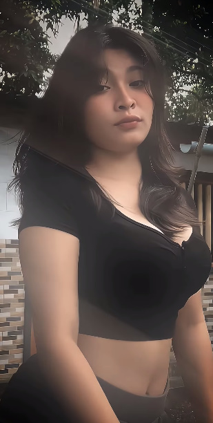 looking makes it hot_121