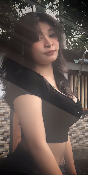 looking makes it hot_121