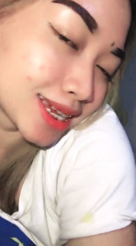 looking makes it hot_122